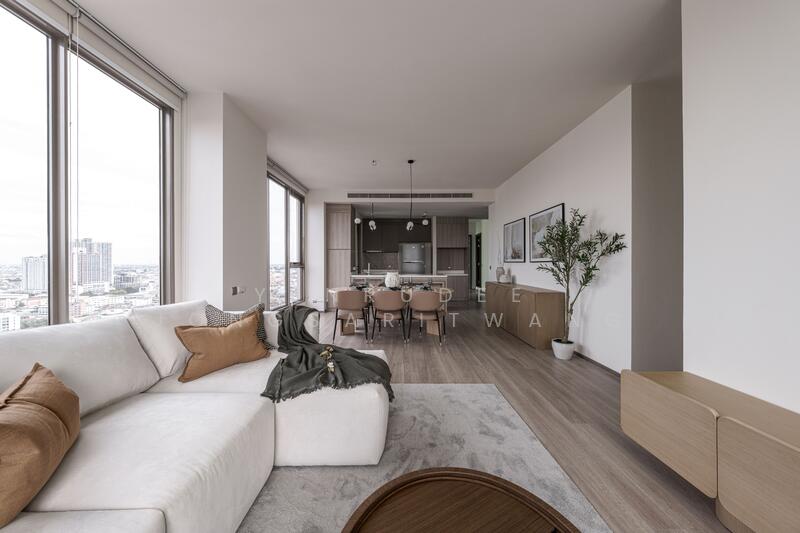 Rhythm Charoenkrung Pavillion, Bangkok