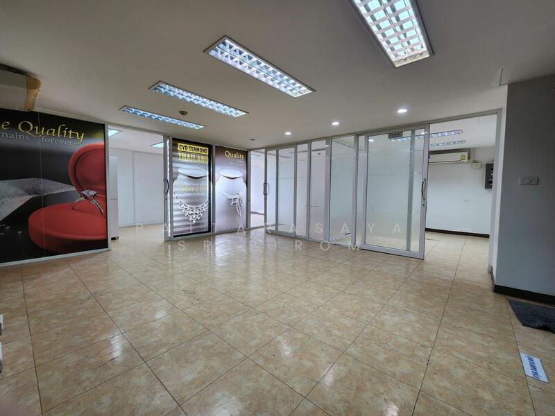 Supalai Prima Riva, Bangkok