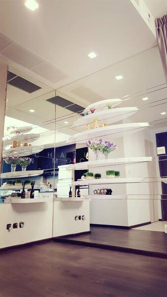 The Edge Sukhumvit 23, Bangkok