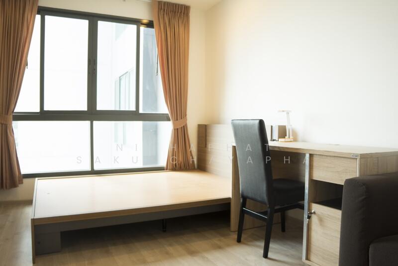 IDEO Mobi Charan Interchange, Bangkok