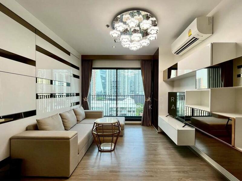 Rhythm Ekkamai Estate, Bangkok