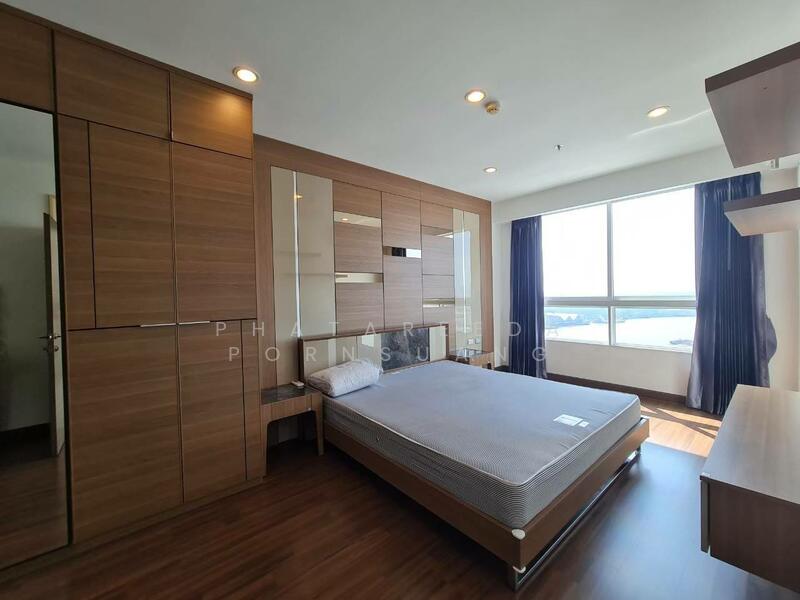 Supalai Prima Riva, Bangkok