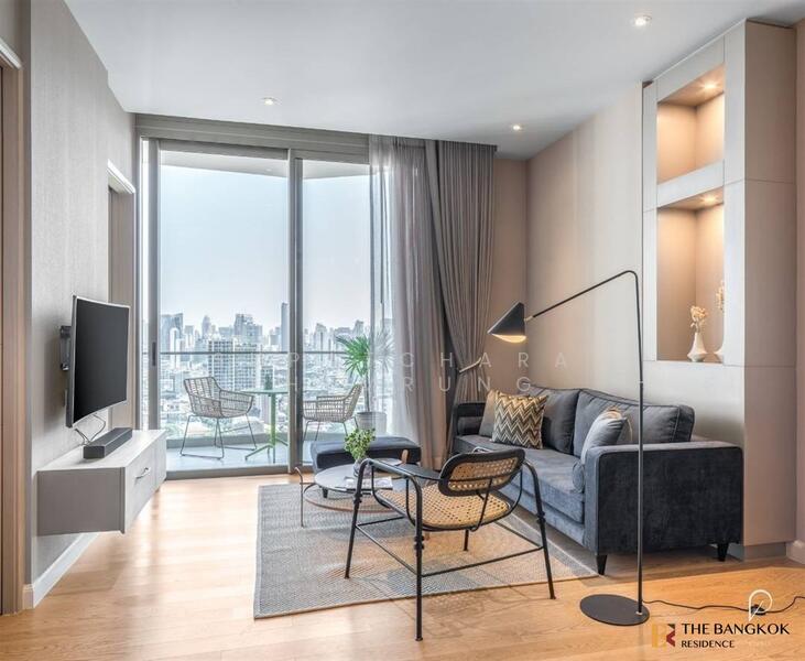 Magnolias Waterfront Residences, Bangkok