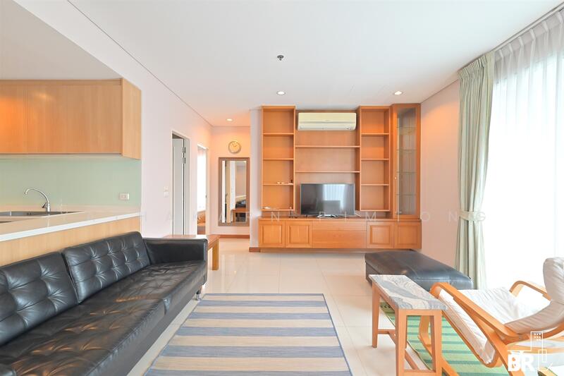 Villa Asoke, Bangkok