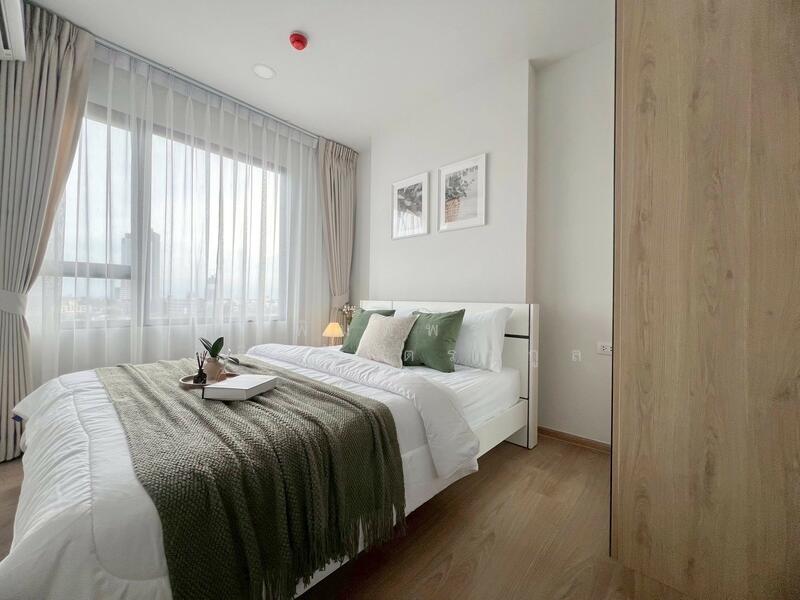 Chewathai Pinklao, Bangkok