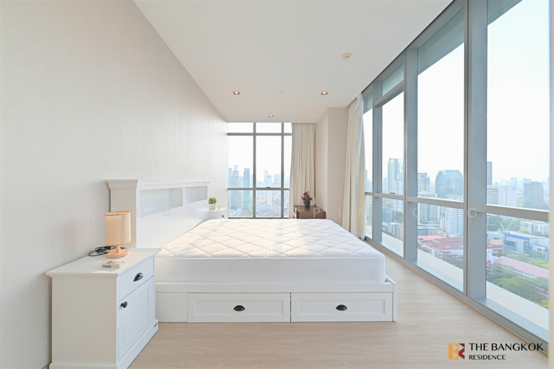 The Room Sukhumvit 21