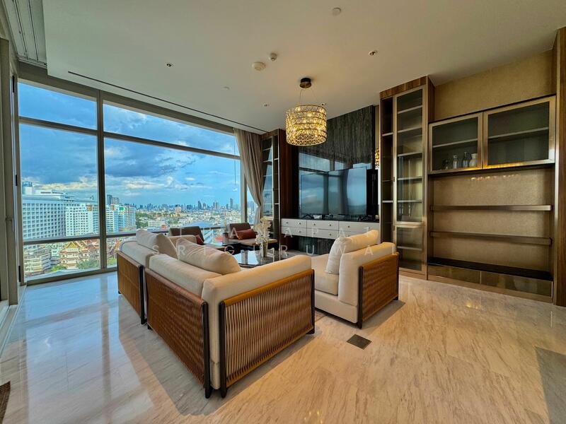 Four Seasons Private Residences, Bangkok