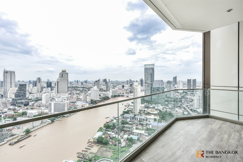 Magnolias Waterfront Residences, Bangkok