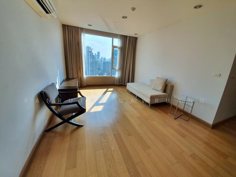 Capital Residence - Photo 3