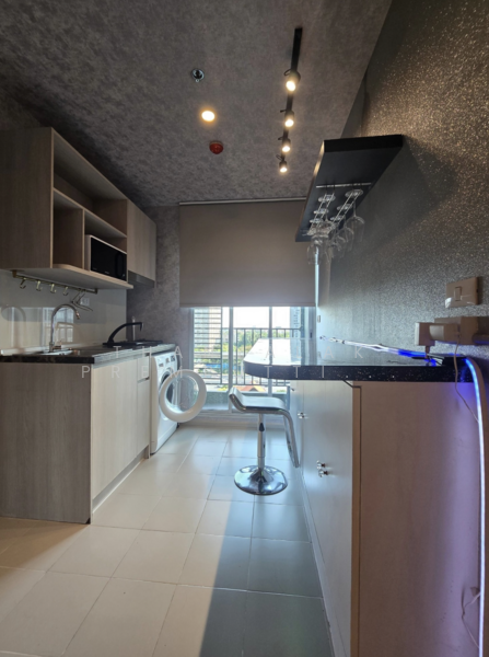 Elio Sathorn-Wutthakat, Bangkok