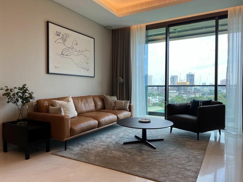 Sindhorn Tonson, Bangkok