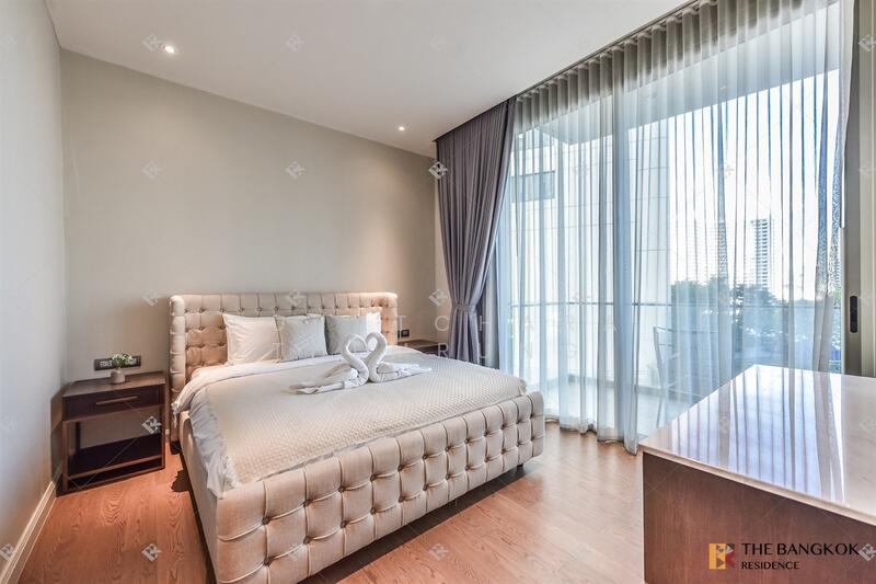 Magnolias Waterfront Residences, Bangkok