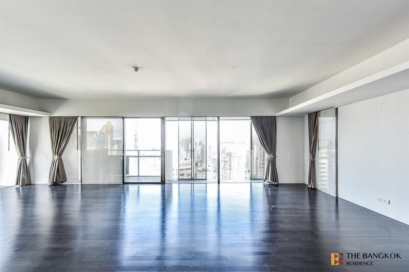 Hansar Rajdamri, Bangkok