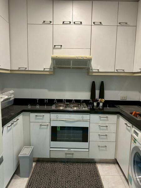 President Place - Photo 4