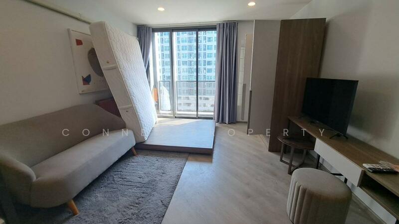 The Base Saphanmai, Bangkok