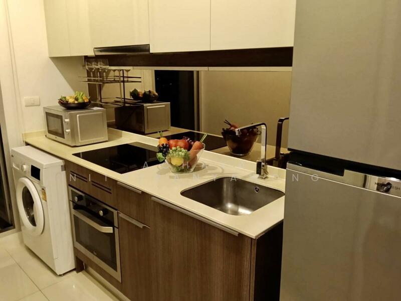 Chewathai interchange, Bangkok