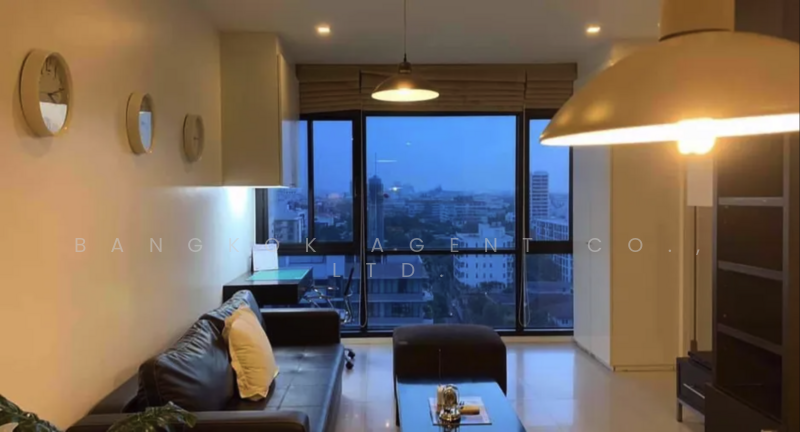 Noble Reflex, Bangkok